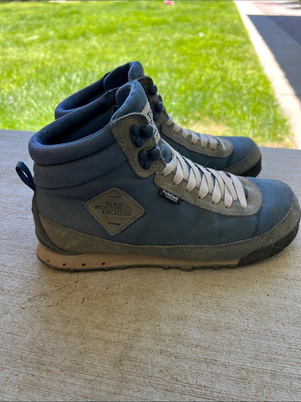 The NorthFace Hiking Boots - Picture 7 of 9